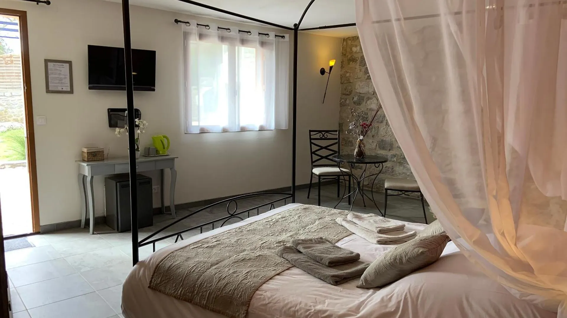 Bed & Breakfast La Peireta-Romantique Saint Alban Auriolles